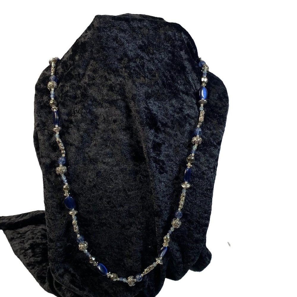 Cookie Lee Necklace Blue Stones Silver Toned Lobster Claw Clasp